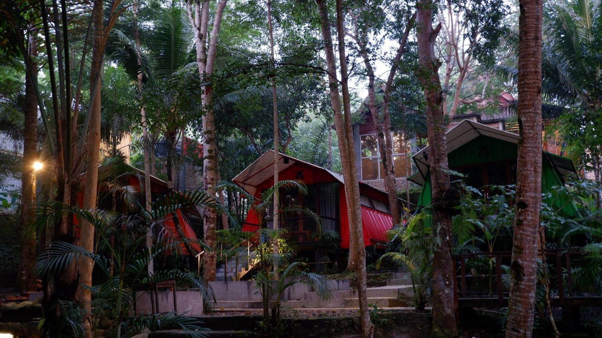 Hau Eco Lodges Citumang Pangandaran Extérieur photo